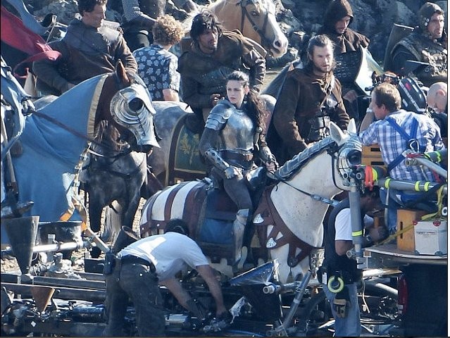 Pamuk Prenses ve Avcı Fotoğrafı