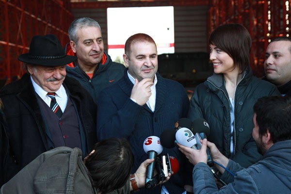 Kolpaçino: Bomba Fotoğrafı