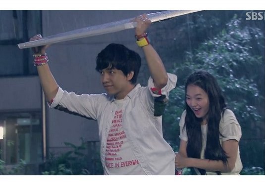 Kız Arkadaşım Dokuz Kuyruklu Bir Tilki Fotoğrafı