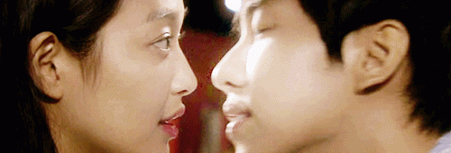 Kız Arkadaşım Dokuz Kuyruklu Bir Tilki Fotoğrafı