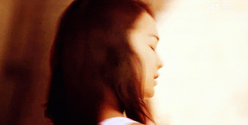 Kız Arkadaşım Dokuz Kuyruklu Bir Tilki Fotoğrafı