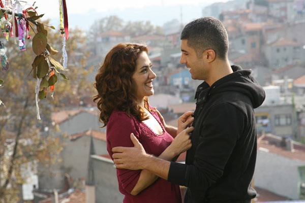 Aşk Yakar Fotoğrafı