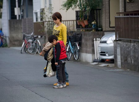 Gekijoban Shinsei Kamattechan: Rock ‘n’ Roll Wa Naritomanai Fotoğrafları 6