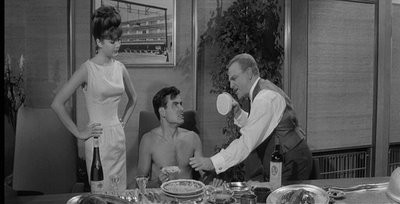 Bir, İki, Üç Fotoğrafı