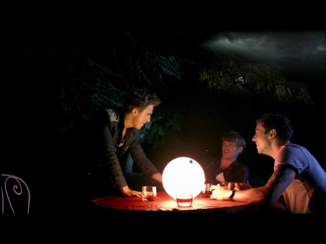 McFly Nowhere Left To Run Fotoğrafı