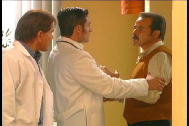 Sarıl Bana Fotoğrafı