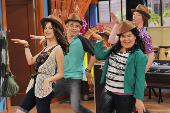 Austin Ve Ally Fotoğrafları 0