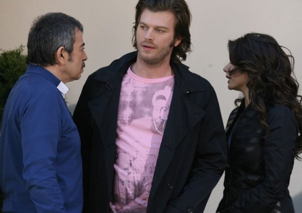 Aşk-ı Memnu Fotoğrafı