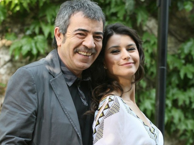 Aşk-ı Memnu Fotoğrafı