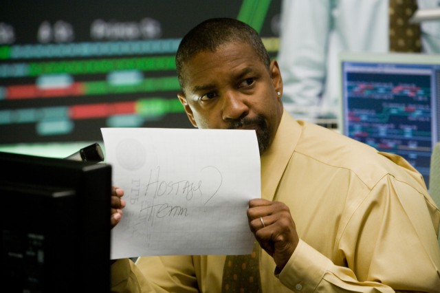 Metrodan Kaçış Fotoğrafı