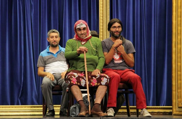 İnsanlar Alemi Fotoğrafı