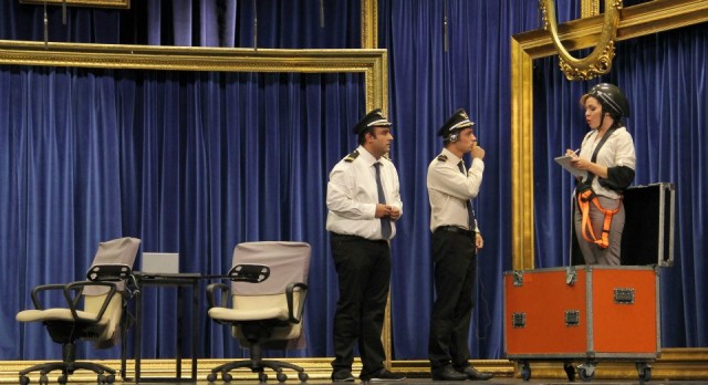 İnsanlar Alemi Fotoğrafı