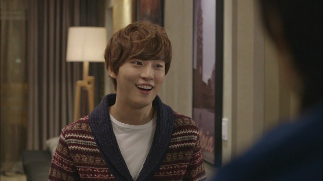 Flower Boy Next Door Fotoğrafları 25