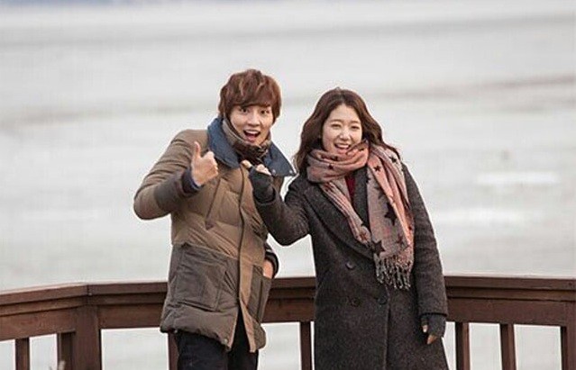 Flower Boy Next Door Fotoğrafları 31