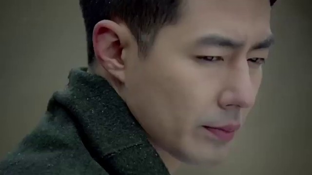 Wind Blows in Winter Fotoğrafı