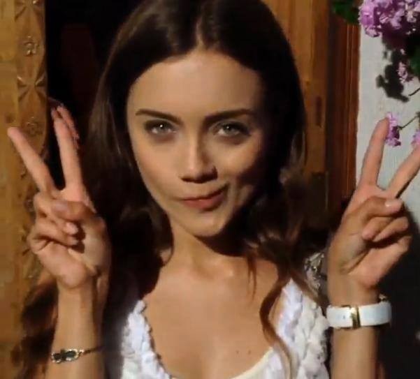 Bir Aşk Hikayesi Sezon 1 Fotoğrafı