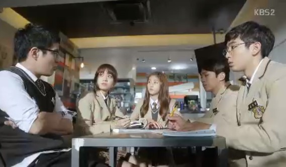 Hi! School - Love On Fotoğrafı