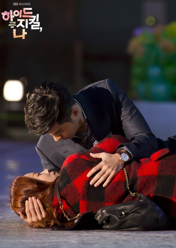 Hyde Jekyll, Me Fotoğrafları 27