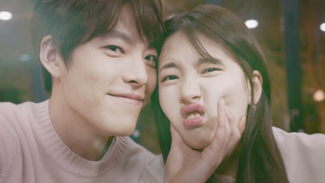 Uncontrollably Fond Fotoğrafı