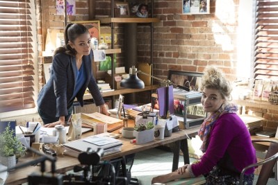 Eyvah Annem Dağıttı Fotoğrafı