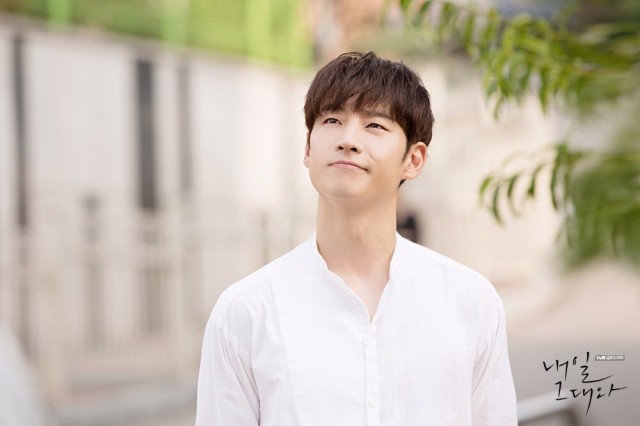 Tomorrow with You Fotoğrafı