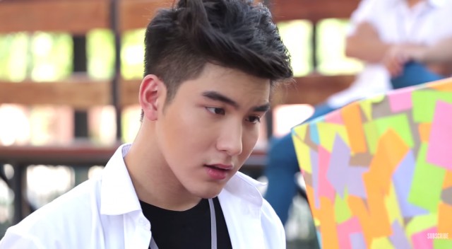 Ugly Duckling Series Fotoğrafı