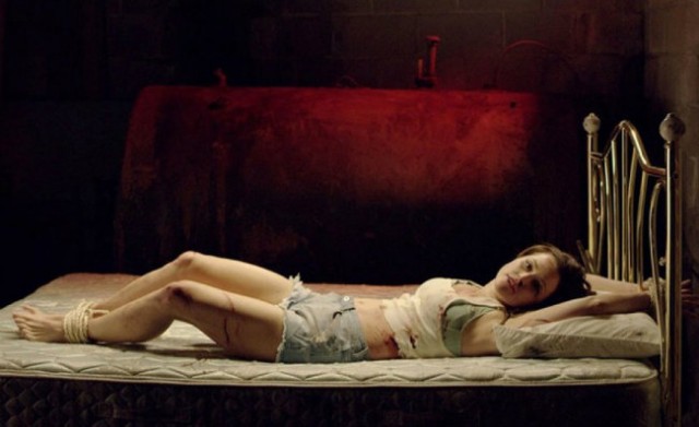 Cut Shoot Kill Fotoğrafı