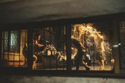 Parazit Fotoğrafı