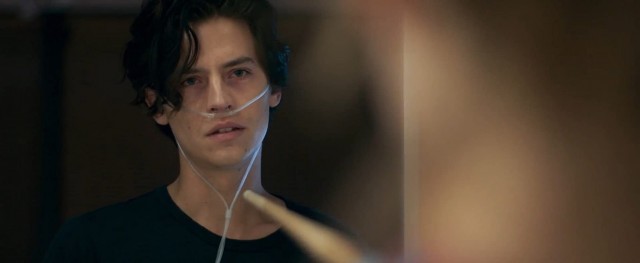 Five Feet Apart Fotoğrafları 22