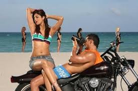 Dostana Fotoğrafı