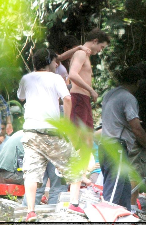 Alacakaranlık Efsanesi: Şafak Vakti Bölüm 1 Fotoğrafı