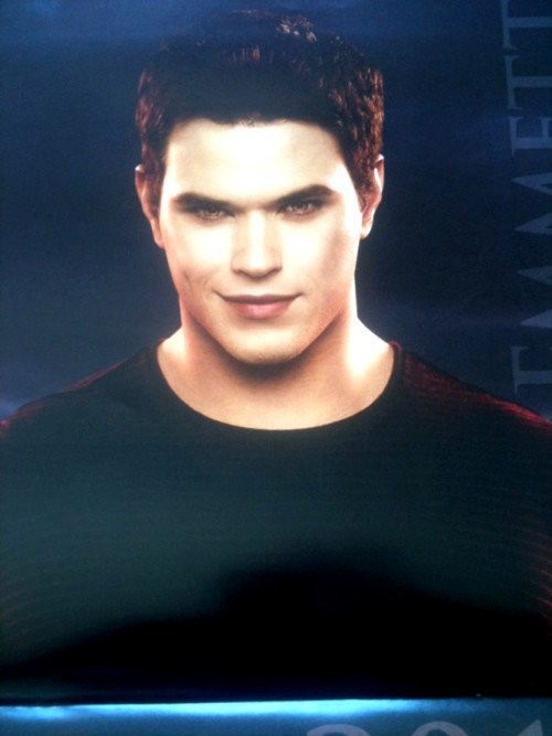 Alacakaranlık Efsanesi: Şafak Vakti Bölüm 1 Fotoğrafı