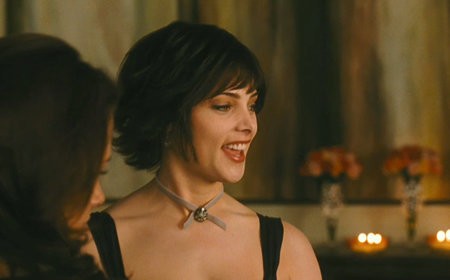 Alacakaranlık Efsanesi: Şafak Vakti Bölüm 1 Fotoğrafı