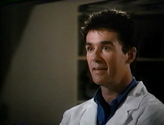 Not Quite Human Fotoğrafı