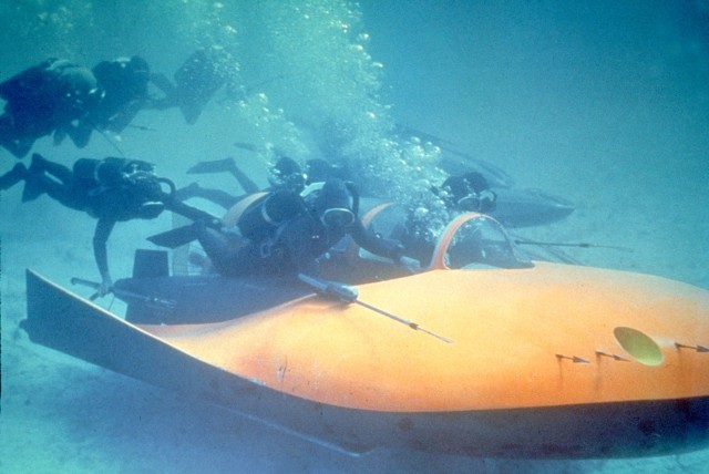 007 James Bond: Yıldırım Harekatı Fotoğrafı