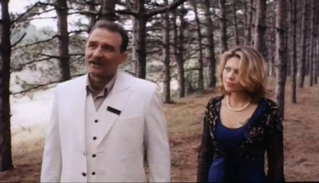 The White Suit Fotoğrafı