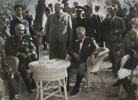 Saat Kaç? Fotoğrafı