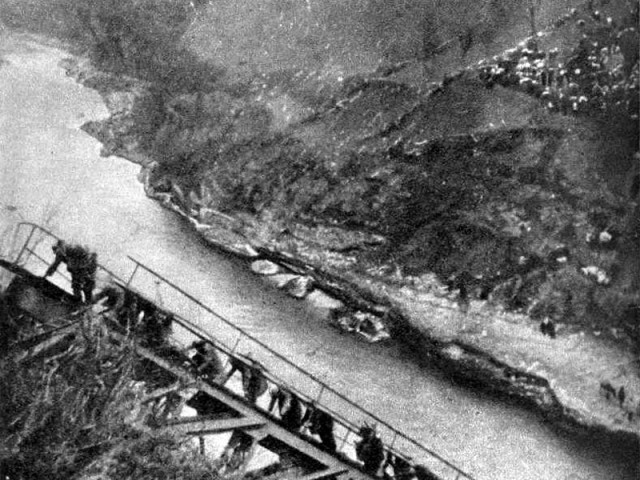 Neretva Köprüsü Fotoğrafı