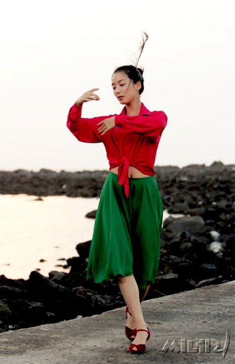 Feathers In The Wind Fotoğrafı