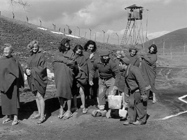 Casuslar Kampı Fotoğrafı