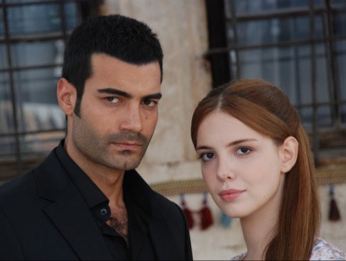 Yer Gök Aşk Fotoğrafı