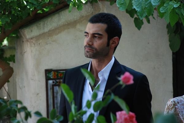 Yer Gök Aşk Fotoğrafı