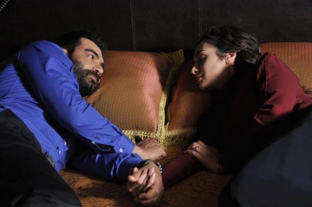 Yer Gök Aşk Fotoğrafı